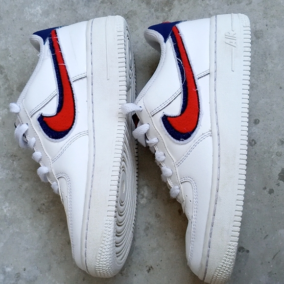 Nike Other - Youth Air Force 1 Low Chenille Swoosh (3.5y)
